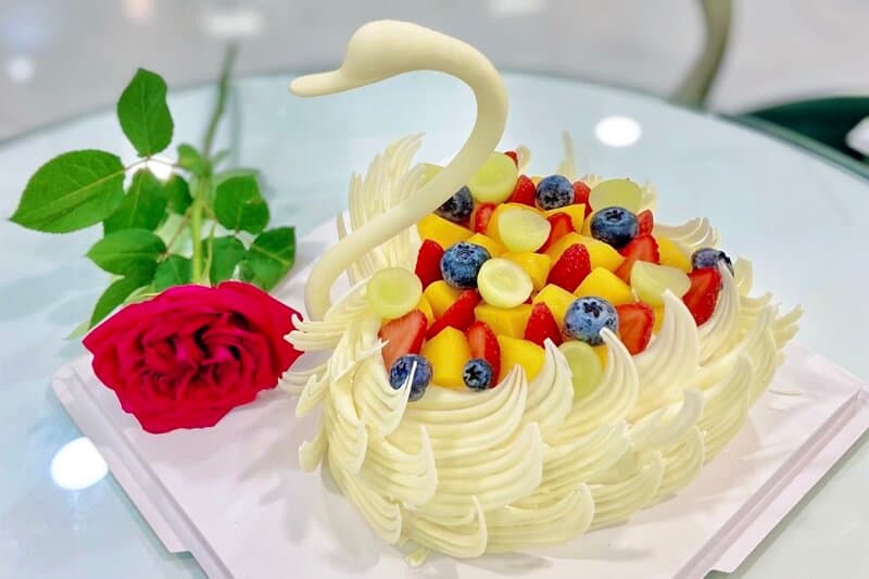 Bánh sinh nhật cho bé gái 11 tuổi đơn giản, dễ thương