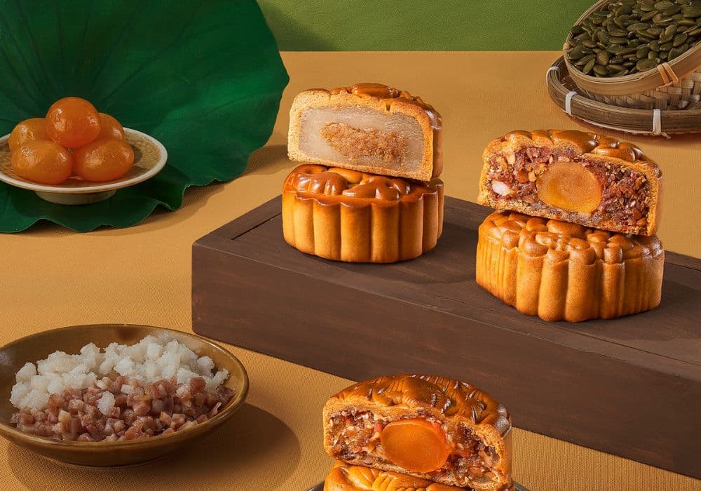 2 loại bánh Trung thu thập cẩm trứng muối ngon, chất lượng, must try