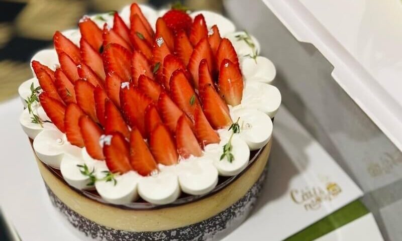 bánh sinh nhật đơn giản cho nữ
