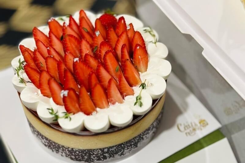 bánh sinh nhật đơn giản cho nữ