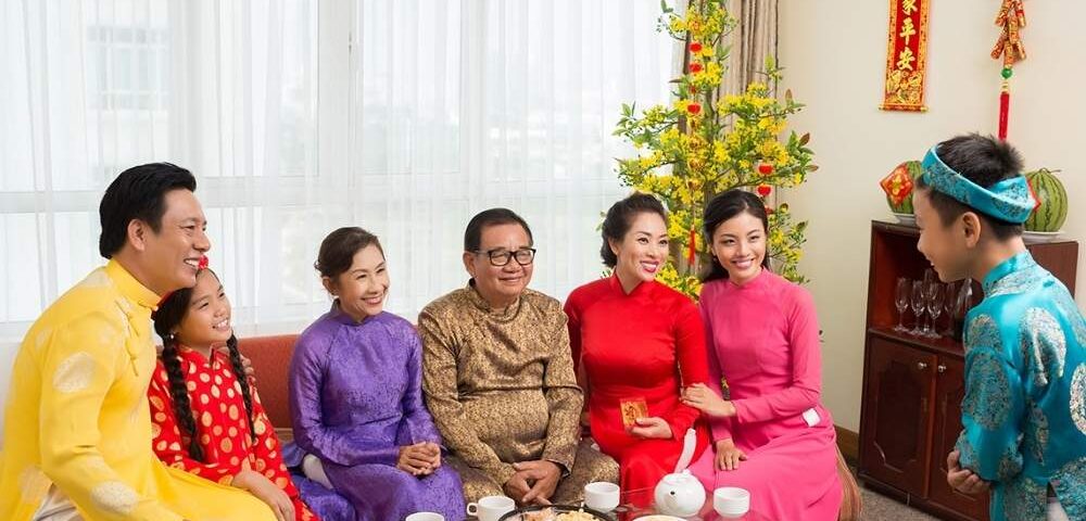Chúc tết bố mẹ