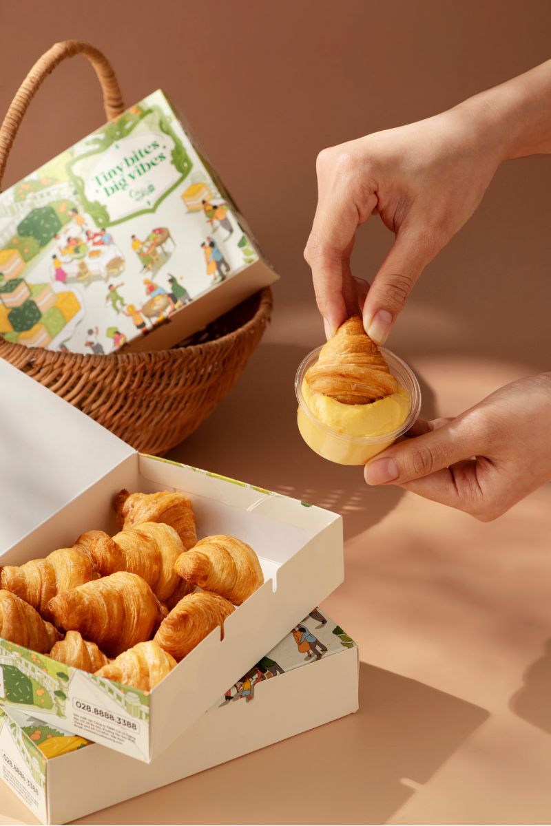 Set Bánh Mini Croissant Sốt Trứng Muối
